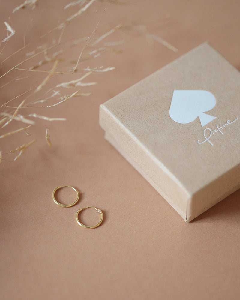 kleine vergoldete Creole aus recyceltem Silber RJC mit Geschenkbox